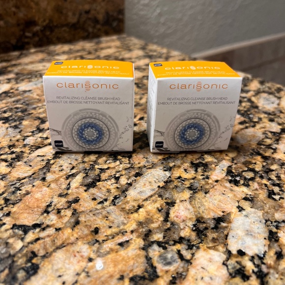 Clarisonic revitalizing brush heads - Picture 1 of 2
